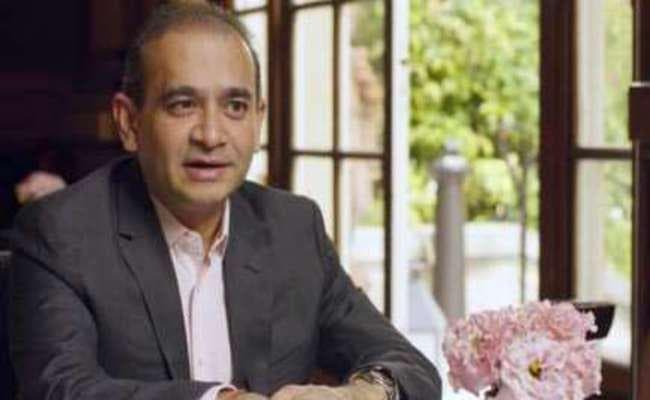 नीरव मोदी ब्रिटेन में है, ब्रिटिश अधिकारियों ने भारत को बताया