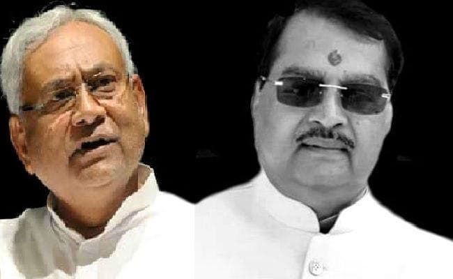 BJP पार्षद के निधन के बाद CM नीतीश ने स्थगित की कैबिनेट की बैठक, शाम को पार्टी मुख्यालय लाया जायेगा पार्थिव शरीर