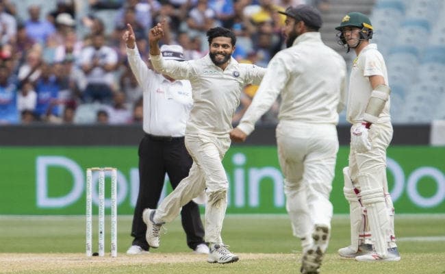 #INDvsAUS : ऑस्ट्रेलिया को रौंदकर साल का अंत करना चाहेगी टीम इंडिया, जीत से दो विकेट दूर #INDvsAUS : ऑस्ट्रेलिया को रौंदकर साल का अंत करना चाहेगी टीम इंडिया, जीत से दो विकेट दूर