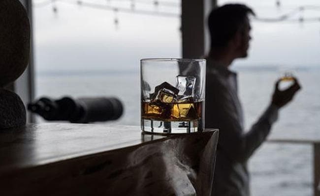 Research : धूम्रपान से निजात चाहिए, तो छोड़ दीजिए शराब