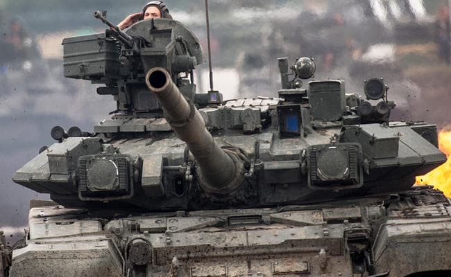 भारत के लिए चिंता, पाकिस्तान सैन्य क्षमता मजबूत करने के लिए खरीद रहा 600 टैंक