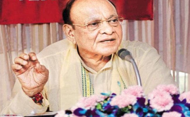 वाघेला ने कहा – मनमोहन सिंह दुनिया के सर्वश्रेष्ठ प्रधानमंत्री रहे, मोदी पर साधा निशाना