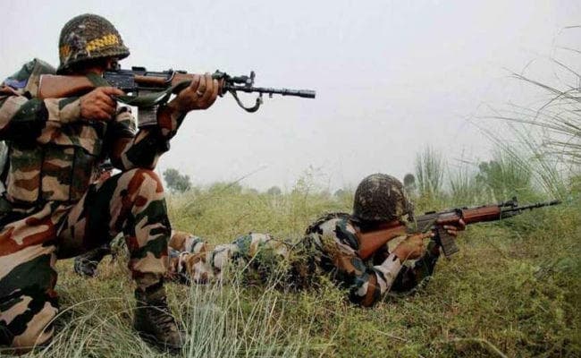 भारतीय सेना की बड़ी सफलता : नये साल पर LoC के पास पाकिस्तानी घुसपैठ को किया नाकाम, दो आतंकी ढेर