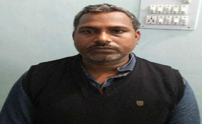 36 मामलों में नामजद शराब तस्कर जयकांत राय हुआ गिरफ्तार