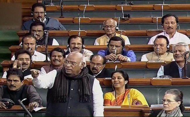 सरकार की चुनौती के बाद कांग्रेस दो जनवरी को राफेल पर चर्चा को तैयार