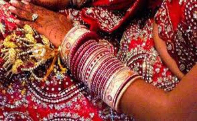 अंतरजातीय विवाह पर मिलेंगे 2.50 लाख, लेकिन अंतरधार्मिक शादी पर प्रोत्साहन राशि अभी नहीं