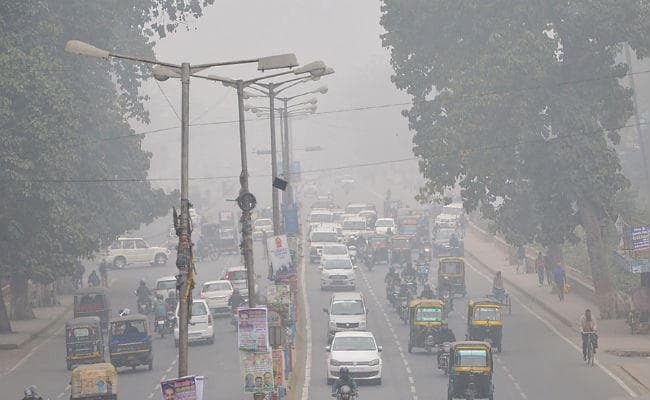 झारखंड-बिहार में ठंड का कहर जारी, कांप रहे हैं लोग