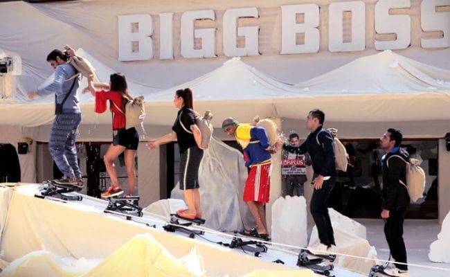 Bigg Boss 11: टूटने लगी दोस्‍ती, ''टिकट टू फिनाले'' ने खोल दी सबकी पोल!