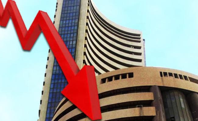 उतार-चढ़ाव के बीच शेयर बाजार में मामूली गिरावट, निगाहें कंपनियों के तिमाही नतीजों पर