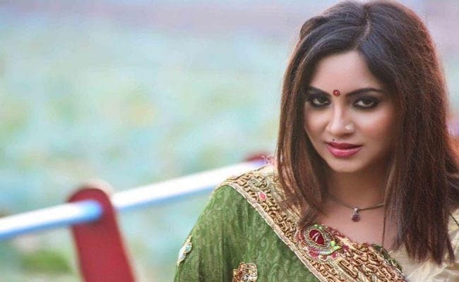 Bigg Boss से खुली अर्शी खान की किस्मत, जबरदस्त बॉलीवुड डेब्यू की तैयारी...!