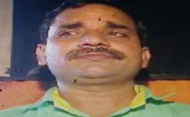 तिहरे हत्याकांड का दोषी प्रजीत मुंबई से गिरफ्तार, फांसी की सजा के बाद जेल से हुआ था फरार