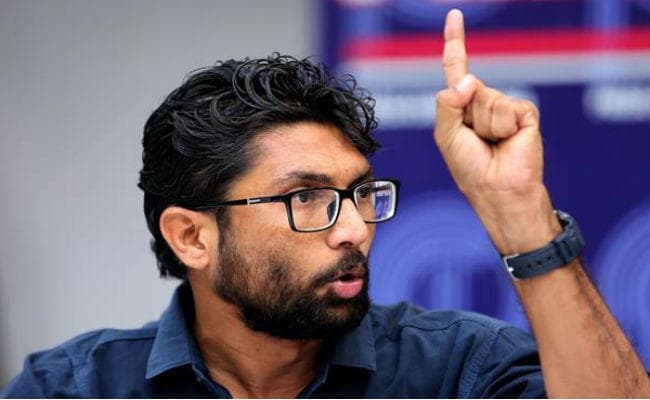 FIR के बाद दलित नेता जिग्नेश मेवाणी ने कहा, - भाजपा व संघ मुझे बना रही है निशाना