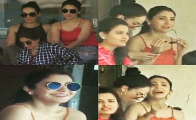 अब MRS अनुष्का शर्मा ने किया विराट को ग्राउंड पर चियर, हो रहीं ट्रोल