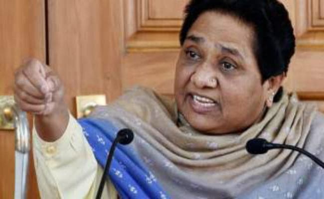 दलितों को जातिवादी हिंसा का शिकार बना रही हैं हिंदुत्ववादी शक्तियां : मायावती