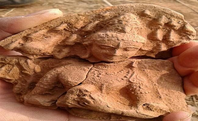 खुदाई में मिली भगवान बुद्ध की प्रतिमा, 25 नवंबर को सीएम नीतीश ने किया था खुदाई कार्य का शुभारंभ