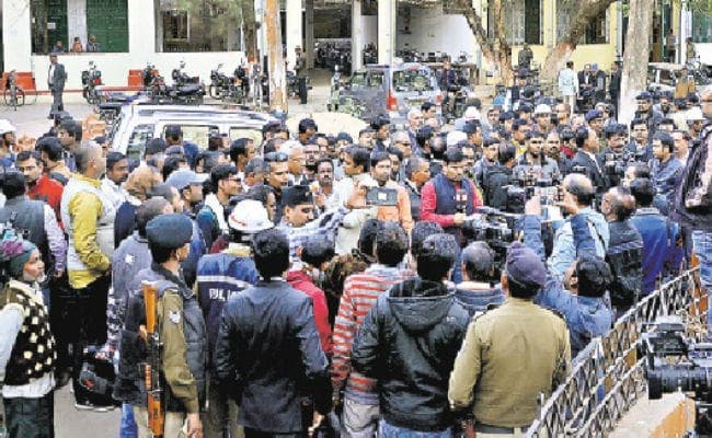 चारा घोटाला: दिन भर लगते रहे कयास, फैसले से छायी मायूसी, सजा सुन भर आयीं जगदीश शर्मा की आंखें