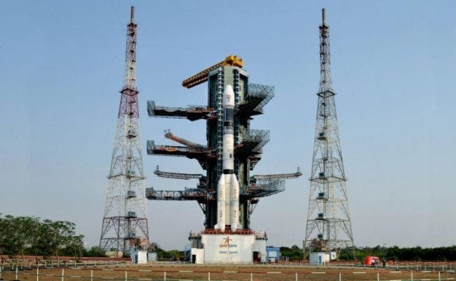 ISRO लांच करेगा सबसे वजनी सैटेलाइट, गांव-चौपाल तक पहुंचेगा हाई-स्पीड इंटरनेट