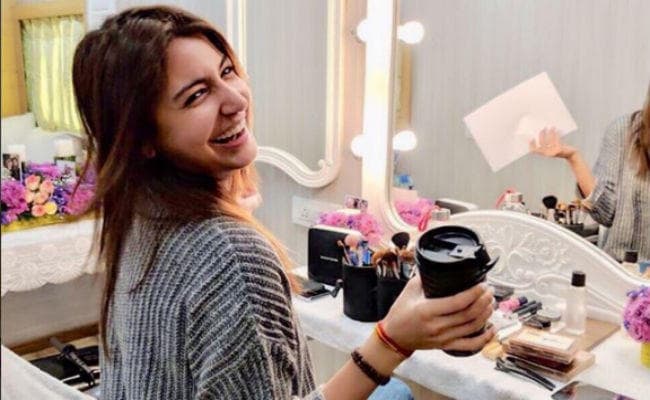 जब शादी के बाद पहली बार सेट पर पहुंची अनुष्‍का शर्मा, ऐसा था रियेक्‍शन