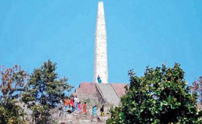 डोम्बारी बुरु शहादत दिवस : …जब अंग्रेजों के जुल्म के खिलाफ बिरसा ने छेड़ा उलगुलान।