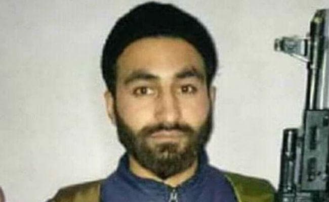 रिसर्च छोड़ बेटा बना आतंकी तो बोले पिता- कब आतंकी बन गया पता नहीं