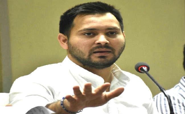 Action में तेजस्वी, लालू को लेकर जारी किया कार्यकर्ताओं को यह सख्त फरमान, पढ़ें