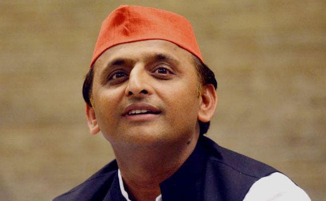 अगले लोकसभा चुनाव निर्णायक, पार्टी का जनाधार बढ़ाना पहली प्राथमिकता : अखिलेश