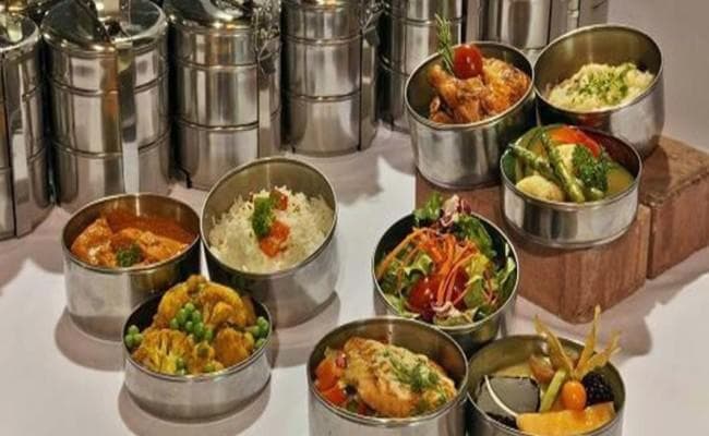 होस्टल में रहने वाले स्टूडेंट्स आैर कर्मचारी हो जाएं सावधान, मेस सर्विस पर देना होगा पांच फीसदी जीएसटी