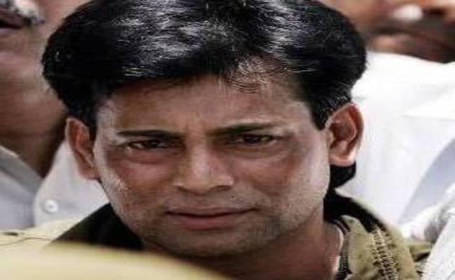 मुंबर्इ सीरियल धमाके के मुख्य आरोपी अबु सलेम को झटका, सुप्रीम कोर्ट ने टाडा हटाने से किया इनकार