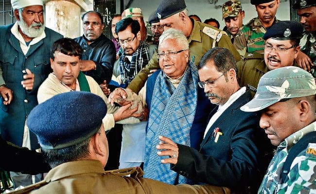 चारा घोटाला: जब जज से बोले लालू- रिहा होकर घर चले जाते, तो आपको बुला कर दही-चूड़ा खिलाते