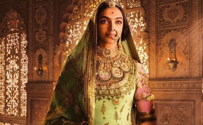 300 नहीं सिर्फ 5 कट के साथ रिलीज होगी ''पद्मावत''