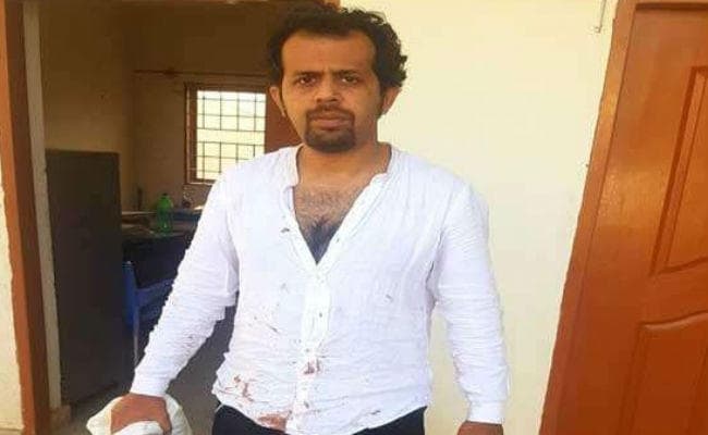 भारतीय चैनल के पाकिस्तानी पत्रकार पर जानलेवा हमला, हथियारबंद लोगों ने कहा- ... को गोली मारो