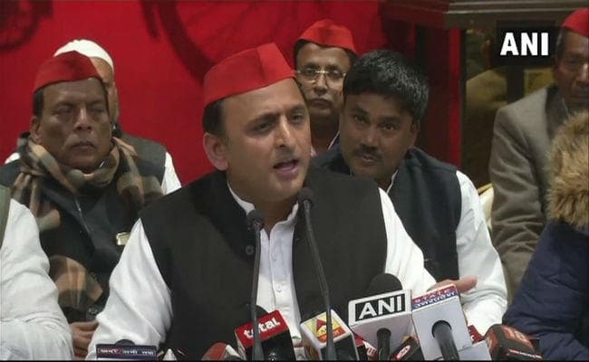 बाराबंकी मौत का मामला गरमाया, दो-दो लाख सहायता की घोषणा, सपा ने योगी सरकार पर बोला हमला