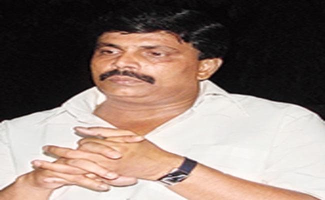 जेल में बंद पूर्व सांसद बोले, अच्छा होता हम लोगों को फांसी या गोली मार दी जाती, जानें पूरी बात