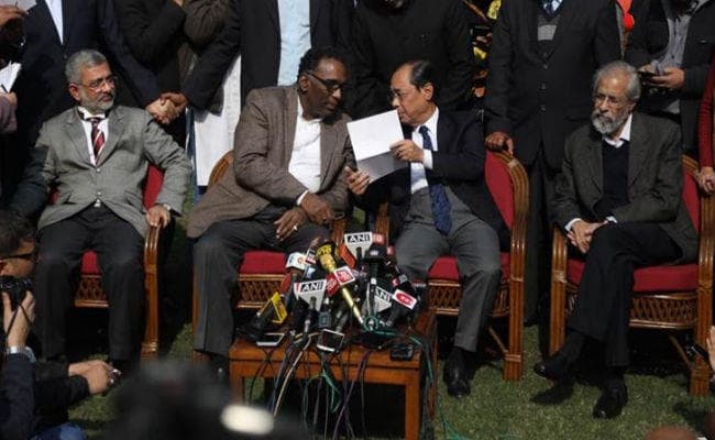 सुप्रीम कोर्ट जजों की प्रेस कांफ्रेंस के बाद भाजपा और विपक्ष आमने-सामने