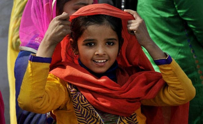 In Pics : लोहड़ी के रंग में रंगा पंजाब, अमृतसर में कुछ इस अंदाज में मन रहा त्योहार