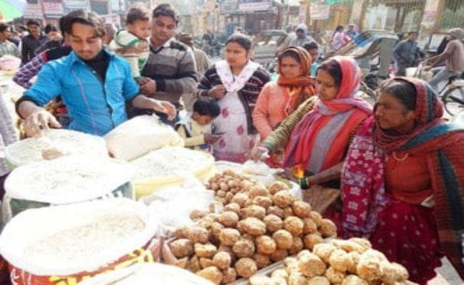 मकर संक्रांति में ‘In Demand’ होता है भागलपुर का चूड़ा और गया का तिलकुट