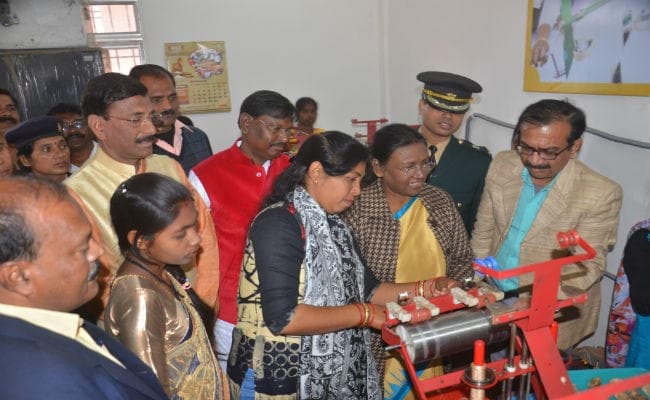 खरसावां में खुला देश का पहला खादी पार्क, राज्यपाल ने किया उद्घाटन