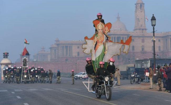 अलर्ट : गणतंत्र दिवस पर ड्रोन से आतंकी कर सकते हैं हमला, जामा मस्जिद इलाके में छिपे हैं 3 आतंकवादी
