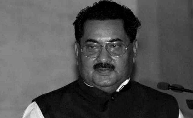 बिहार के कद्दावर नेता रघुनाथ झा का निधन, लालू पर परिवार की राजनीति करने का आरोप लगा छोड़ दी थी राजद, CM नीतीश ने जताया शोक