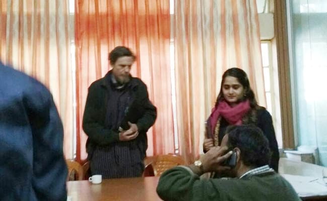 ज्यां द्रेज का सरकार पर बड़ा आरोप : आधार सीडिंग का टार्गेट पूरा करने के लिए रद्द कर दिये जॉब कार्ड और राशन कार्ड