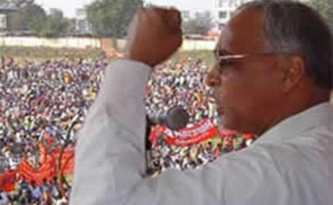 महेंद्र सिंह का 14वां शहादत दिवस: नक्सलियों ने नाम लेकर पूछा कौन है, आगे आये कहा- मैं हूं महेंद्र