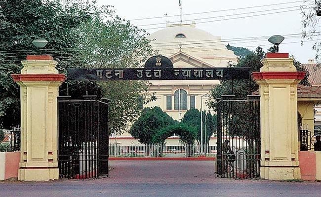 पटना HC से बिहार सरकार को झटका, अभिभावक की सहमति से ही मानव श्रृंखला में शामिल होंगे बच्चे