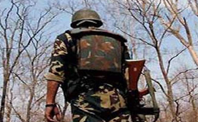 उग्रवादी होने के शक में ग्रामीण को सीआरपीएफ ने मारी गोली