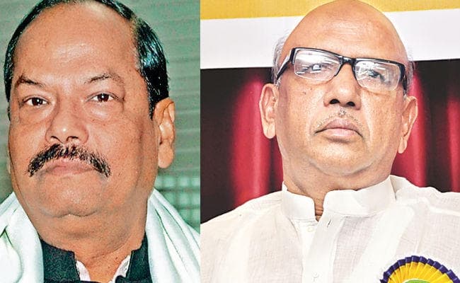 झारखंड : CM को पत्र लिख सरयू राय ने उठाये सवाल, कैबिनेट की बैठक में CS के आने का औचित्य क्या है? झारखंड : CM को पत्र लिख सरयू राय ने उठाये सवाल, कैबिनेट की बैठक में CS के आने का औचित्य क्या है?