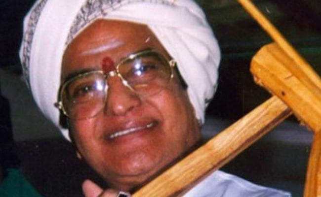 कभी होटलों में दूध सप्‍लाई करते थे ‘एनटीआर’, जानें इस फिल्‍म स्‍टार व मुख्‍यमंत्री के बारे में कुछ खास बातें