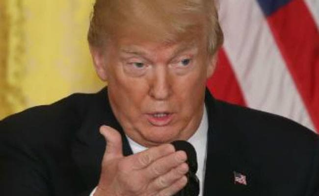 डोनाल्‍ड ट्रंप ने ''द न्‍यूयार्क टाइम्‍स'' को दिया ‘फेक न्यूज अवार्ड'', पहली बार हुआ ऐसा