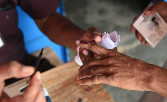 त्रिपुरा में बिना चुनाव के BJP के पाले में आये थे 6 विधायक, फरवरी में चुनाव का ऐलान