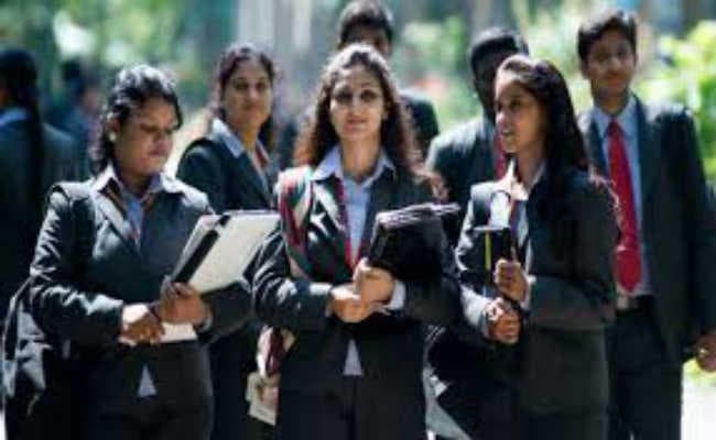 विज्ञान और इंजीनियरिंग की पढ़ाई में भारत अव्वल, दुनिया में सबसे ज्यादा छात्र