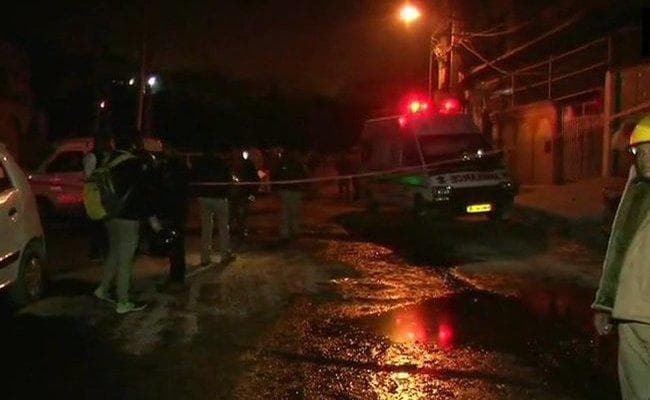 दिल्ली के बवाना में प्लास्टिक फैक्ट्री में आग लगने से 17 लोगों की मौत