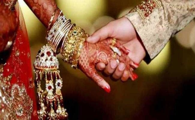 प्रेरक : मां की ख्वाहिश पूरी करने के लिए बेटे ने अस्पताल में रचायी शादी